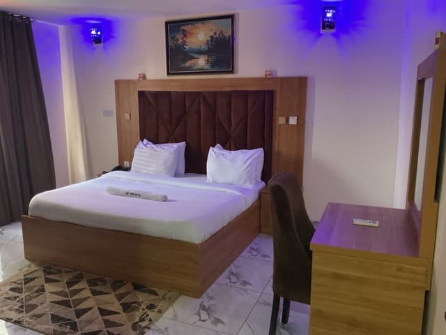 Executive Room